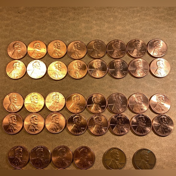 🟠 All 32 Lincoln Shield Pennies 2010-2025 both D & P Mints - Excellent & Bonus - Picture 3 of 16